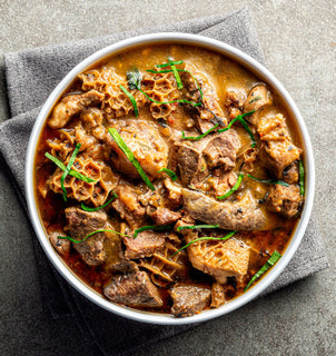 Oyettys Assorted Goat Meat Peppersoup (1 Litre)